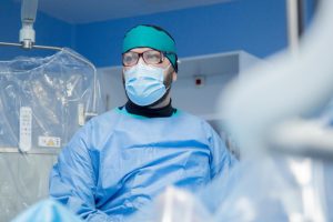 Terapia Shockwave – soluție adjuvantă în revascularizarea coronariană cu stent, aplicată de Dr. Iulian Călin